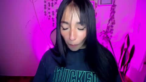 Amber online show from March 2025 03:16:01 AM