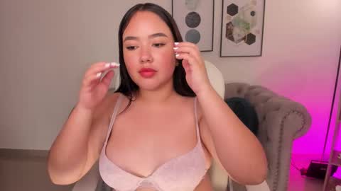 amber online show from November 2025 12:04:01 PM