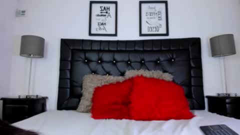 Snapshot of amber_roose75 chatting on March 2026 08:26:02 PM julieta online show from March 2026 08:26:02 PM