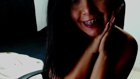 Snapshot of amber_rose23 chatting on October 2025 12:21:02 AM Michell online show from October 2025 12:21:02 AM