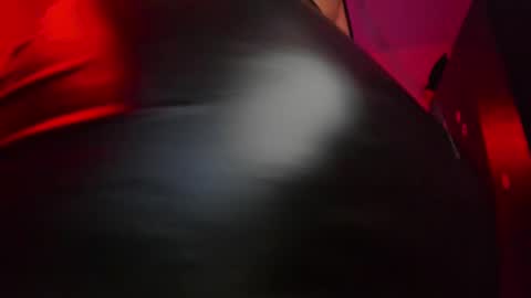 Snapshot of amber_smith20 chatting on February 2025 03:32:02 AM find me here --- online show from February 2025 03:32:02 AM