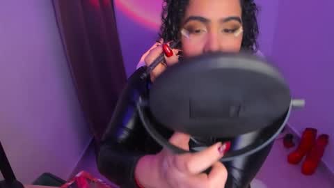 Snapshot of amber_smith20 chatting on February 2026 12:14:02 AM find me here --- online show from February 2026 12:14:02 AM