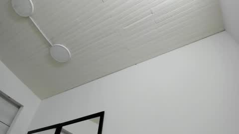 amber online show from September 2025 03:33:02 AM