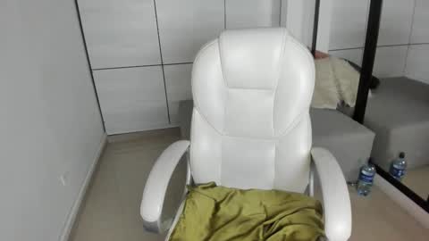 amber online show from September 2025 03:34:01 AM