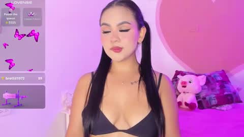 Snapshot of amber_white25 chatting on February 2025 04:50:02 AM amber_white25 online show from February 2025 04:50:02 AM