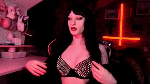 Snapshot of amberangel666 chatting on May 2026 03:34:01 AM DEMONESS AMBER 666 online show from May 2026 03:34:01 AM