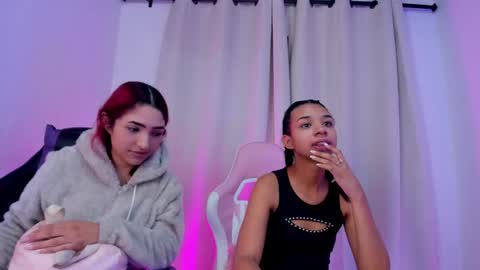 Amber Baker  online show from January 2025 11:55:01 AM