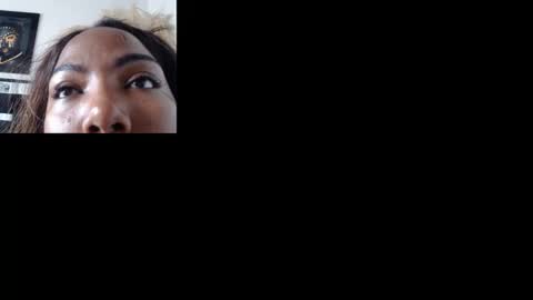 Snapshot of amberblazzee chatting on November 2025 04:30:01 PM Amberblazzee online show from November 2025 04:30:01 PM