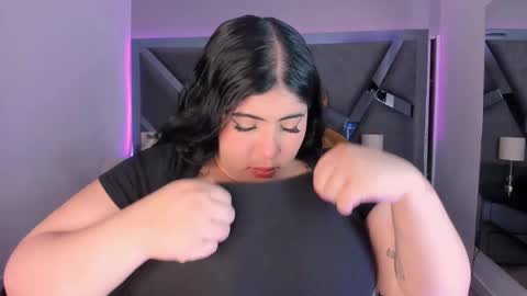 Snapshot of amberinihoffman chatting on September 2025 12:07:01 PM Amber online show from September 2025 12:07:01 PM