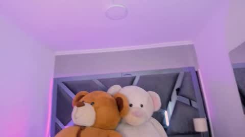 Snapshot of amberinihoffman chatting on October 2025 11:53:01 AM Amber online show from October 2025 11:53:01 AM