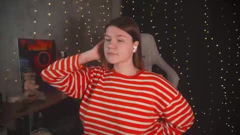 Snapshot of amberlyyy chatting on November 2025 05:13:02 AM my name is Sonya but you can call me your favorite girl 3 online show from November 2025 05:13:02 AM