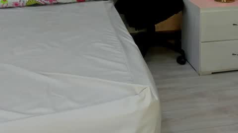 Amber Onassis online show from February 2026 03:22:01 AM