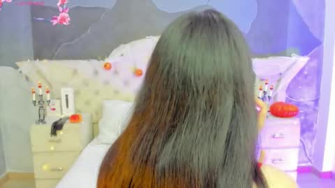 Snapshot of amberrgrey_ chatting on October 2025 06:42:02 PM Amber Grey online show from October 2025 06:42:02 PM