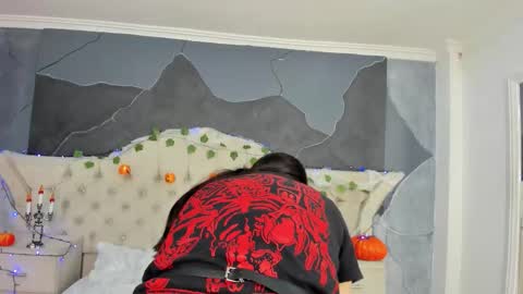 Snapshot of amberrgrey_ chatting on October 2025 06:01:01 PM Amber Grey online show from October 2025 06:01:01 PM