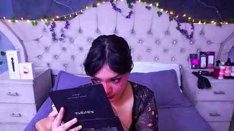 Snapshot of amberrgrey_ chatting on March 2026 03:29:01 PM Amber Grey online show from March 2026 03:29:01 PM