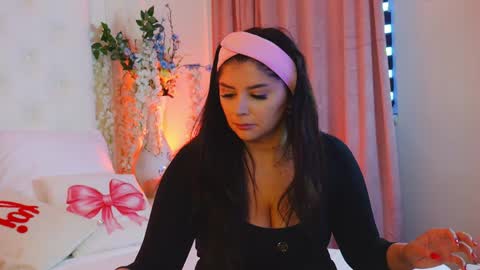 Amberseyes online show from May 2026 05:14:01 AM