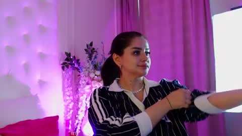 Amberseyes online show from June 2026 09:51:02 AM