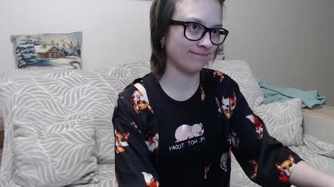 Snapshot of ambersimard chatting on December 2024 01:00:01 PM Amber online show from December 2024 01:00:01 PM