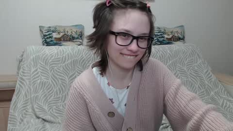 Snapshot of ambersimard chatting on December 2024 06:56:01 AM Amber online show from December 2024 06:56:01 AM