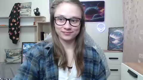 Amber online show from June 2026 05:02:02 AM