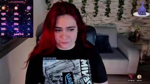 Snapshot of amberthomsonn chatting on November 2025 04:01:02 AM Amber online show from November 2025 04:01:02 AM