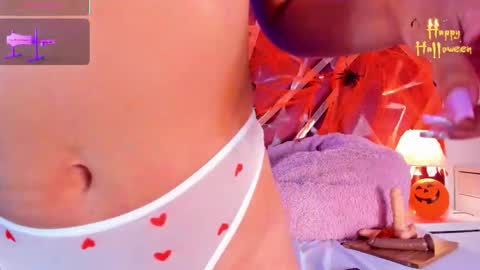 ambervegaa online show from October 2025 01:39:01 PM