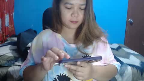 Marie online show from April 2026 06:43:02 PM