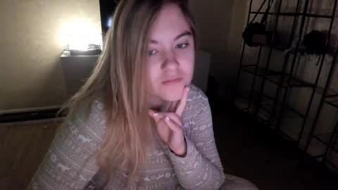 Snapshot of ambrosia__ chatting on September 2025 11:43:01 PM ambrosia__ online show from September 2025 11:43:01 PM