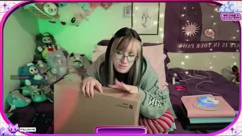 Snapshot of ambrosiakitty chatting on February 2026 06:02:01 AM Ambrosia online show from February 2026 06:02:01 AM