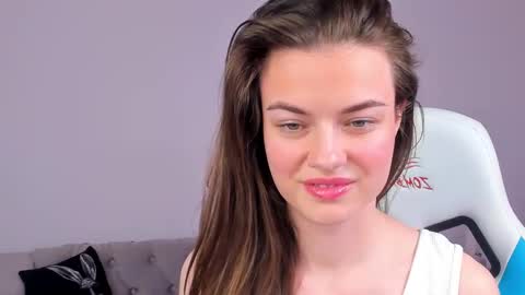 Ameli Lorans online show from February 2025 09:22:02 AM