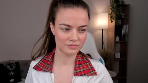 Ameli Lorans online show from March 2025 06:07:02 AM