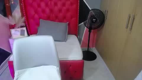 Snapshot of ameli_porter2 chatting on September 2025 05:07:01 PM ameli online show from September 2025 05:07:01 PM