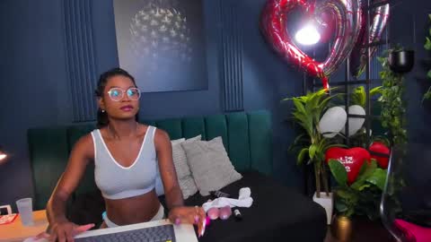 Snapshot of amelia_adms chatting on February 2025 12:04:02 PM Amelia Adams online show from February 2025 12:04:02 PM