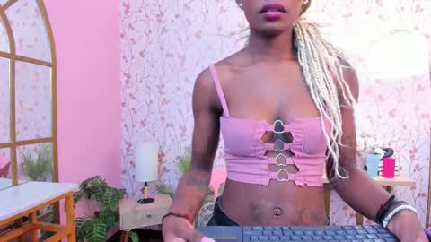 Snapshot of amelia_adms chatting on September 2025 07:05:01 PM Amelia Adams online show from September 2025 07:05:01 PM