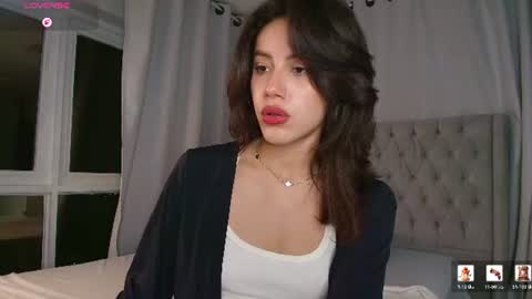 amelia_mee online show from June 2026 12:32:02 AM