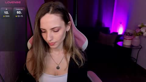 Snapshot of amelia_meili chatting on April 2026 01:31:01 PM amelia_meili online show from April 2026 01:31:01 PM