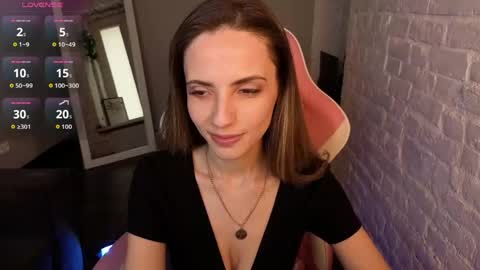Snapshot of amelia_meili chatting on May 2026 12:56:01 PM amelia_meili online show from May 2026 12:56:01 PM