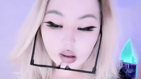 Snapshot of amelia_sunlight chatting on December 2024 12:33:01 AM Amelia online show from December 2024 12:33:01 AM