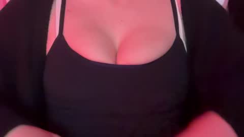 ameliacooperxxx online show from October 2025 07:05:01 PM