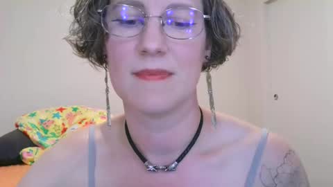 Ameliaishka online show from May 2026 06:51:02 AM