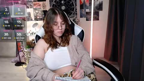 Amelia online show from November 2025 09:28:02 AM