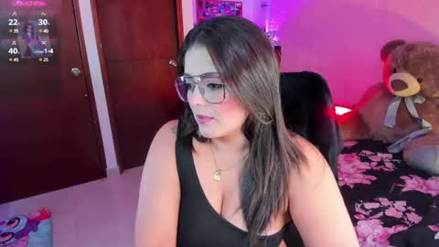 Snapshot of ameliamedina chatting on February 2025 06:41:01 AM I am Ame Nice to meet you online show from February 2025 06:41:01 AM