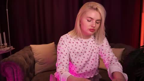  Amelia  online show from April 2026 04:06:01 AM