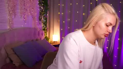  Amelia  online show from June 2026 04:10:02 AM