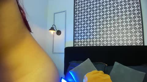 amelie online show from May 2026 02:01:02 PM