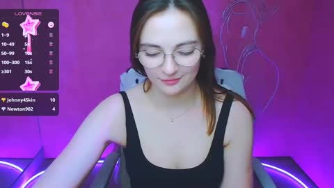 Amelie online show from February 2025 12:46:02 PM