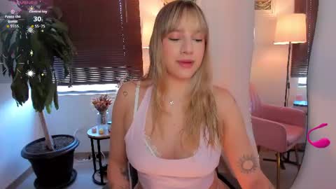 Amelie Graham online show from June 2026 05:04:01 PM