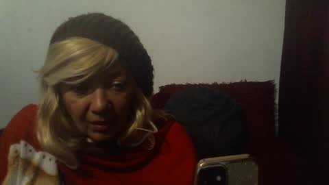 Snapshot of amelielux chatting on March 2026 01:50:01 AM Amelie Lux online show from March 2026 01:50:01 AM