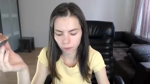 Snapshot of ameliereve chatting on September 2025 11:54:01 AM Amelie online show from September 2025 11:54:01 AM