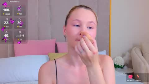 AmeliRoyse online show from June 2026 05:13:02 PM